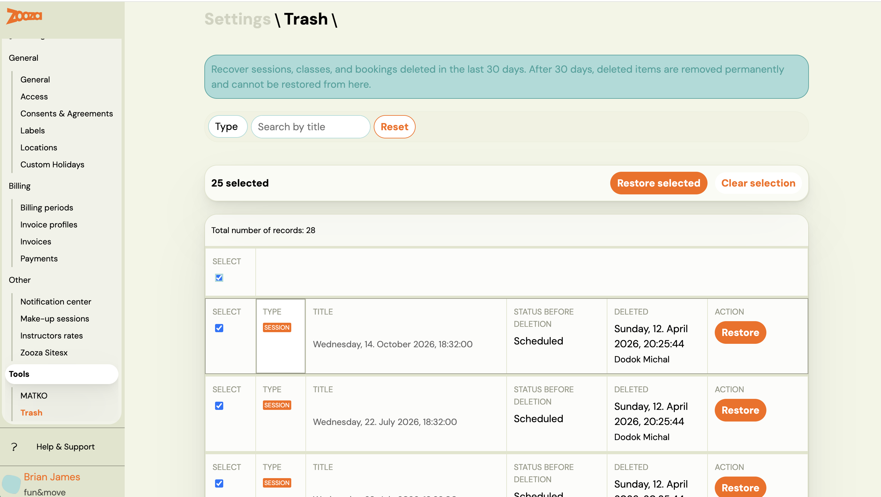 Screenshot — trash and restore